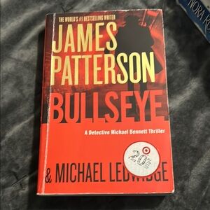 James Patterson 'Bullseye' Book
